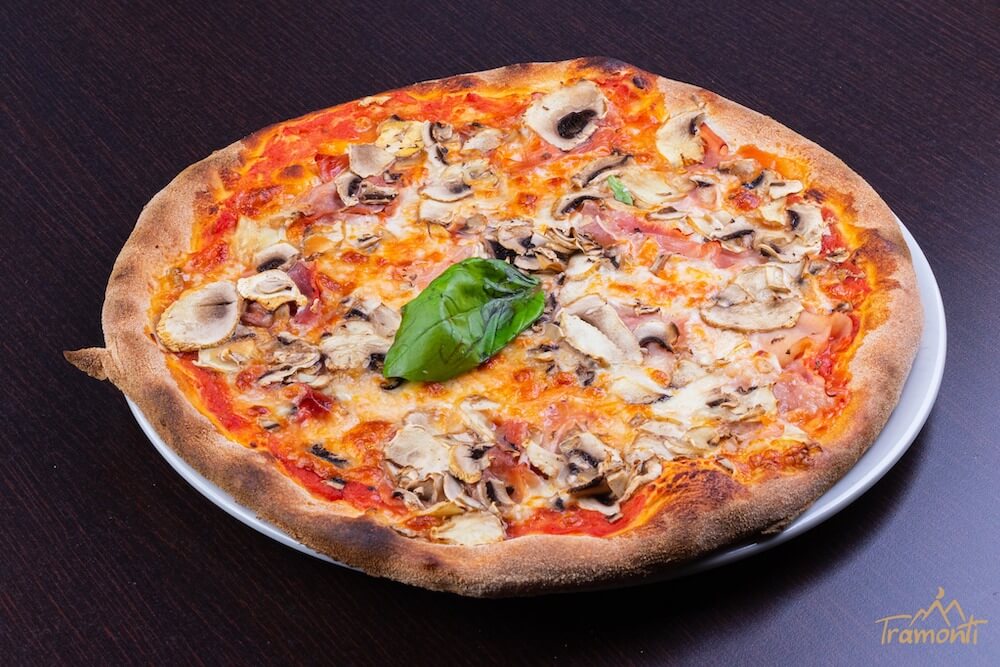 Catania - Pizzeria Metrò - Da asporto: 5 pizze gusti a scelta + patatine